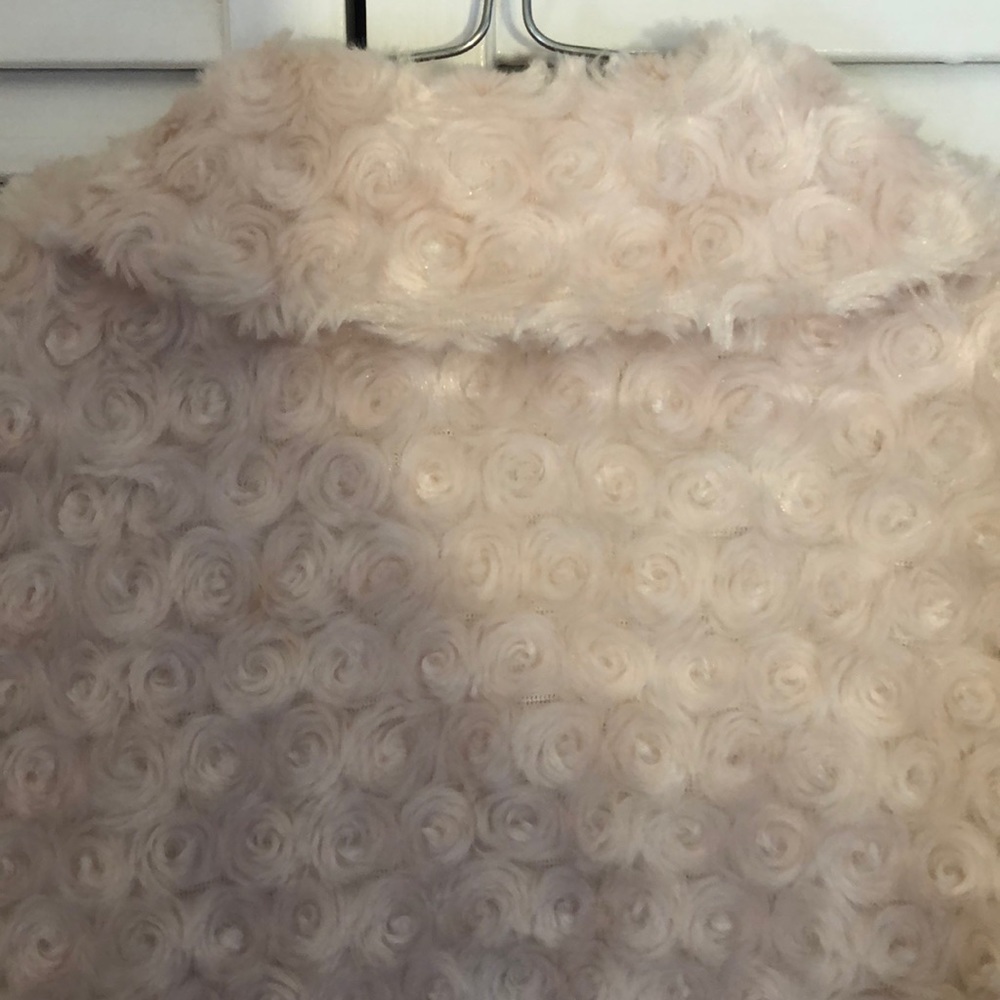 Girls Calvin Klein size 6 pink coat - Picture 3 of 8